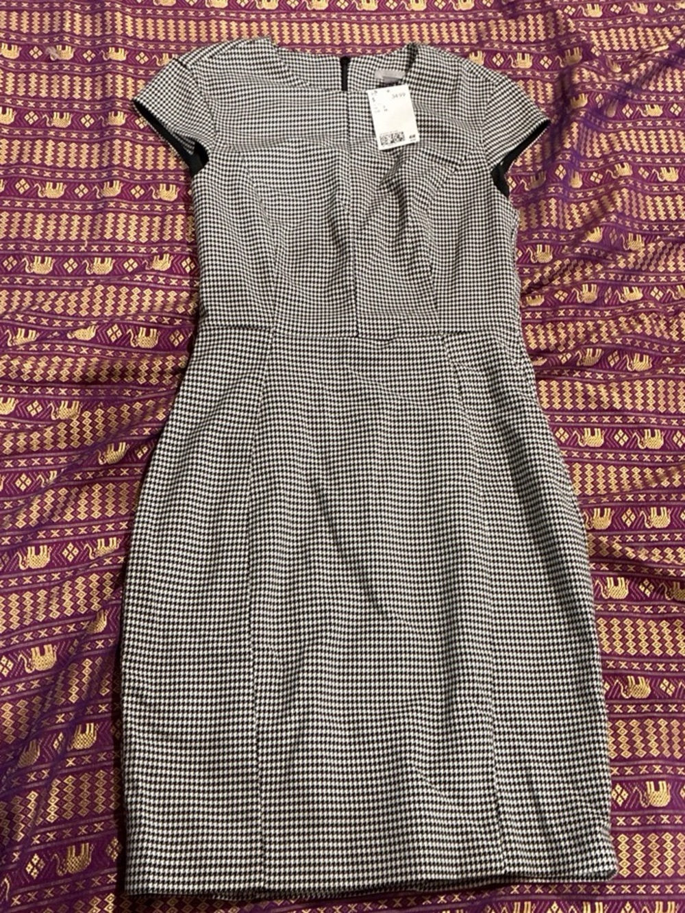 Black & white houndstooth mini dress